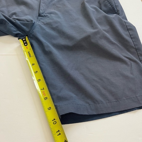 Travis Mathew Beck Short 9.5” Blue Size 36 *See description - Picture 8 of 9